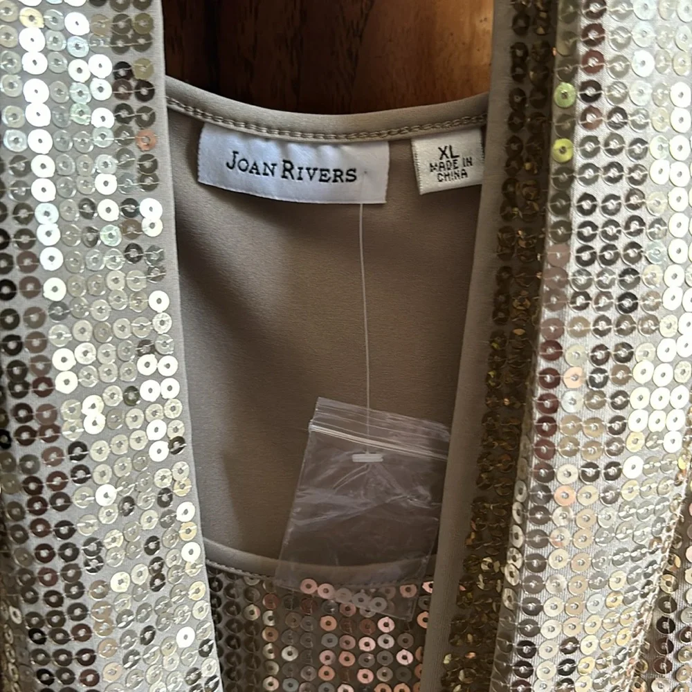 Joan Rivers sequin tops.Brand new Never worn.
$13 each or 2/$20 - Picture 2 of 16